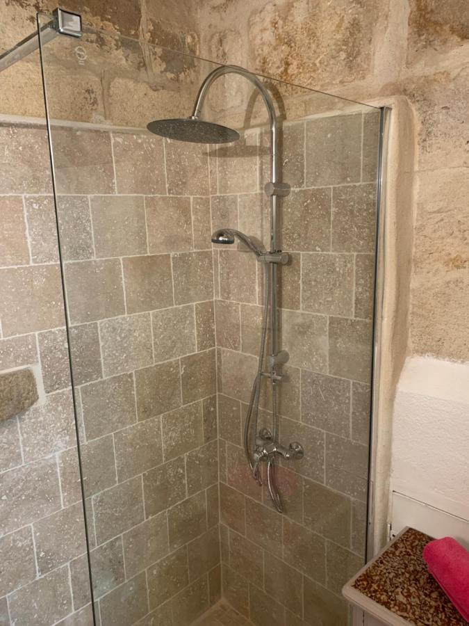 Appartement De Charme Dans Le Coeur Historique D'Uzès Dış mekan fotoğraf