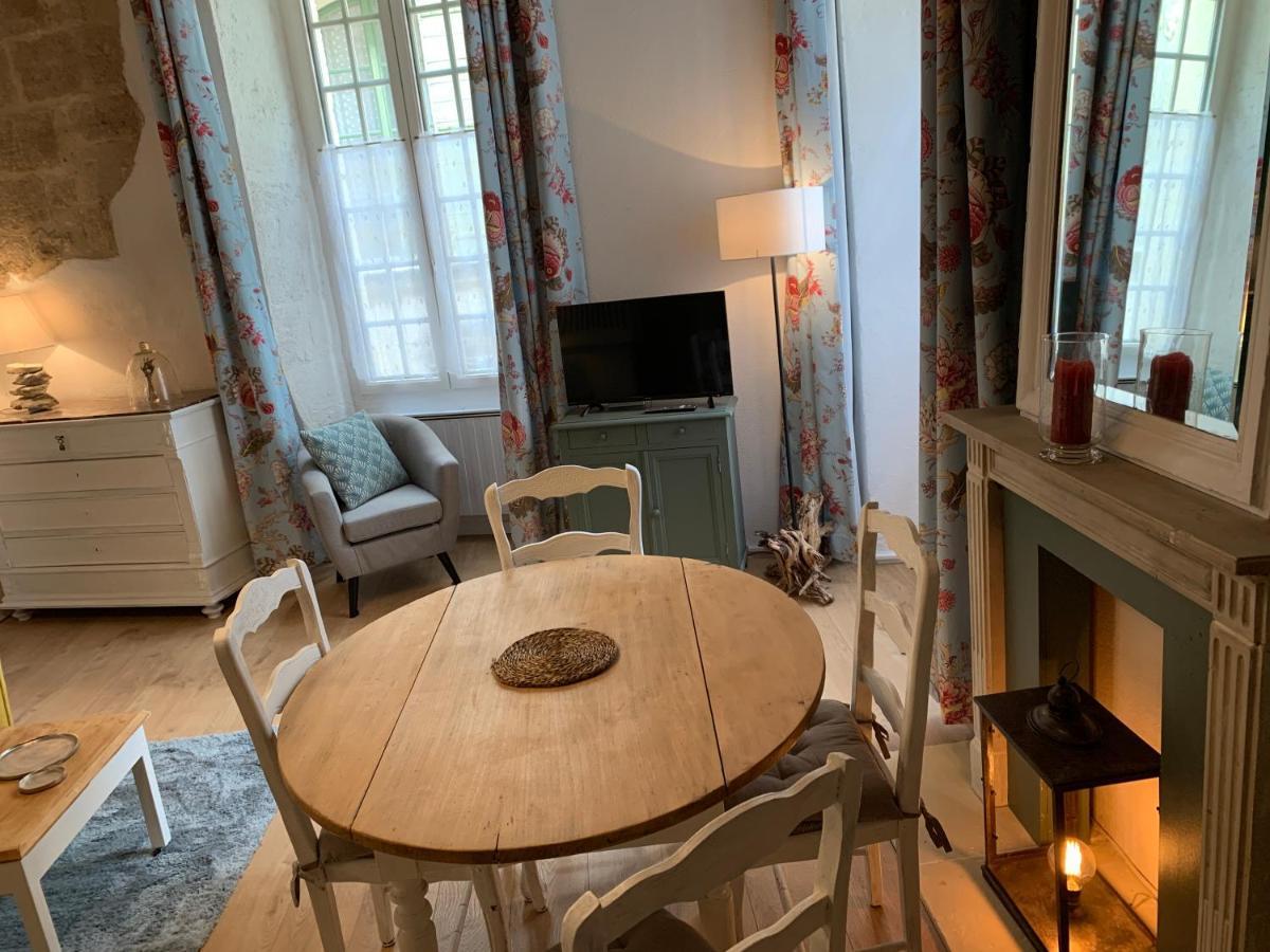 Appartement De Charme Dans Le Coeur Historique D'Uzès Dış mekan fotoğraf